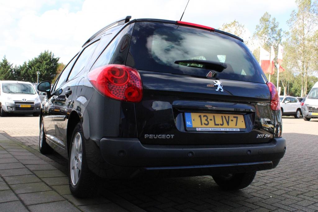 Peugeot 207 sw 1.4 vti xs