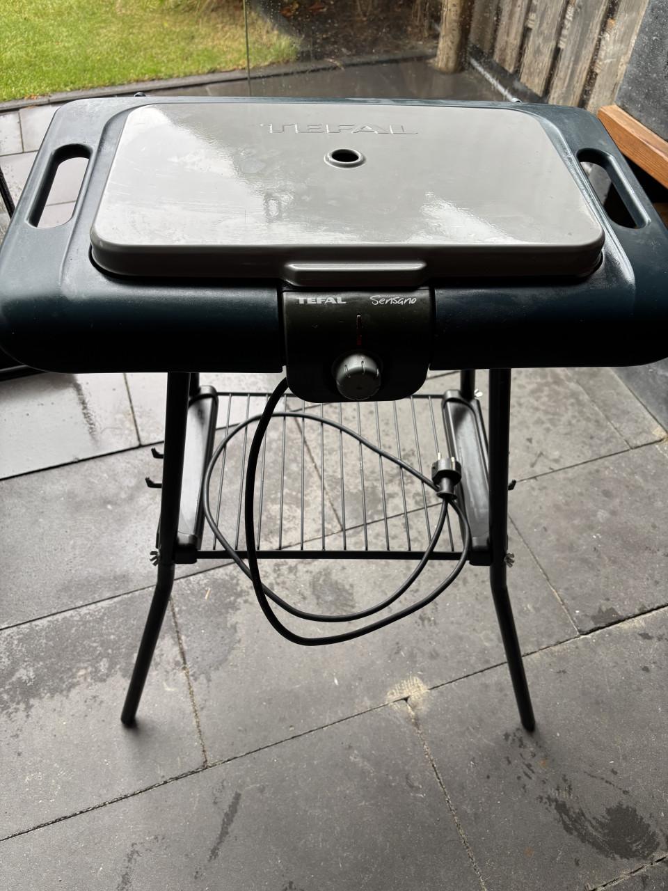 Kleine BBQ op standaard