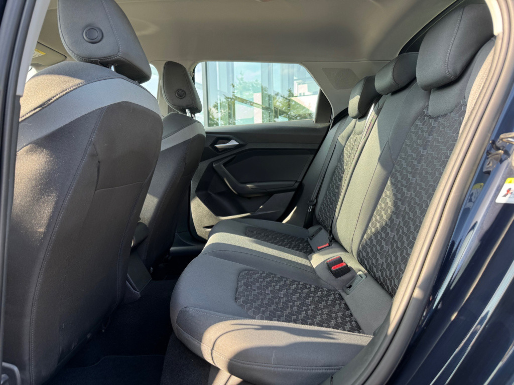 Audi A1 Sportback 35 tfsi advanced * stoelverwarming * navigatie * cruise c