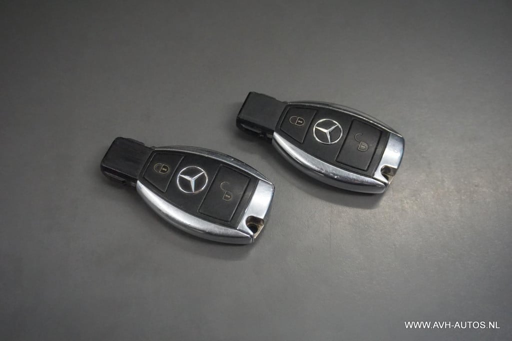 Mercedes-Benz Gla-klasse 180 business solution amg