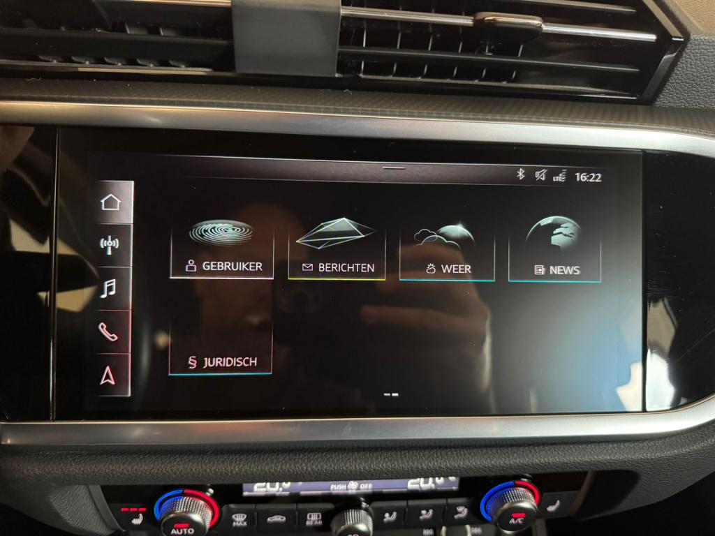 Audi Q3 35 tfsi advanced