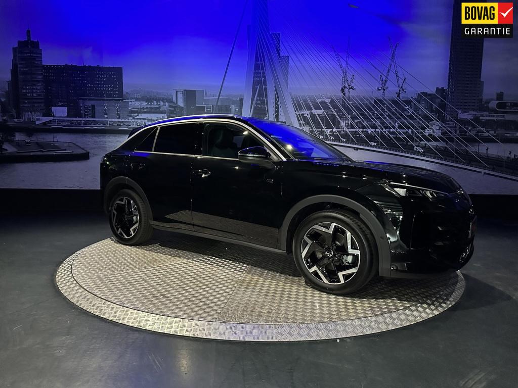 Volkswagen T-roc 1.5 etsi r-line first edition *keyless*iqlight*driveassist