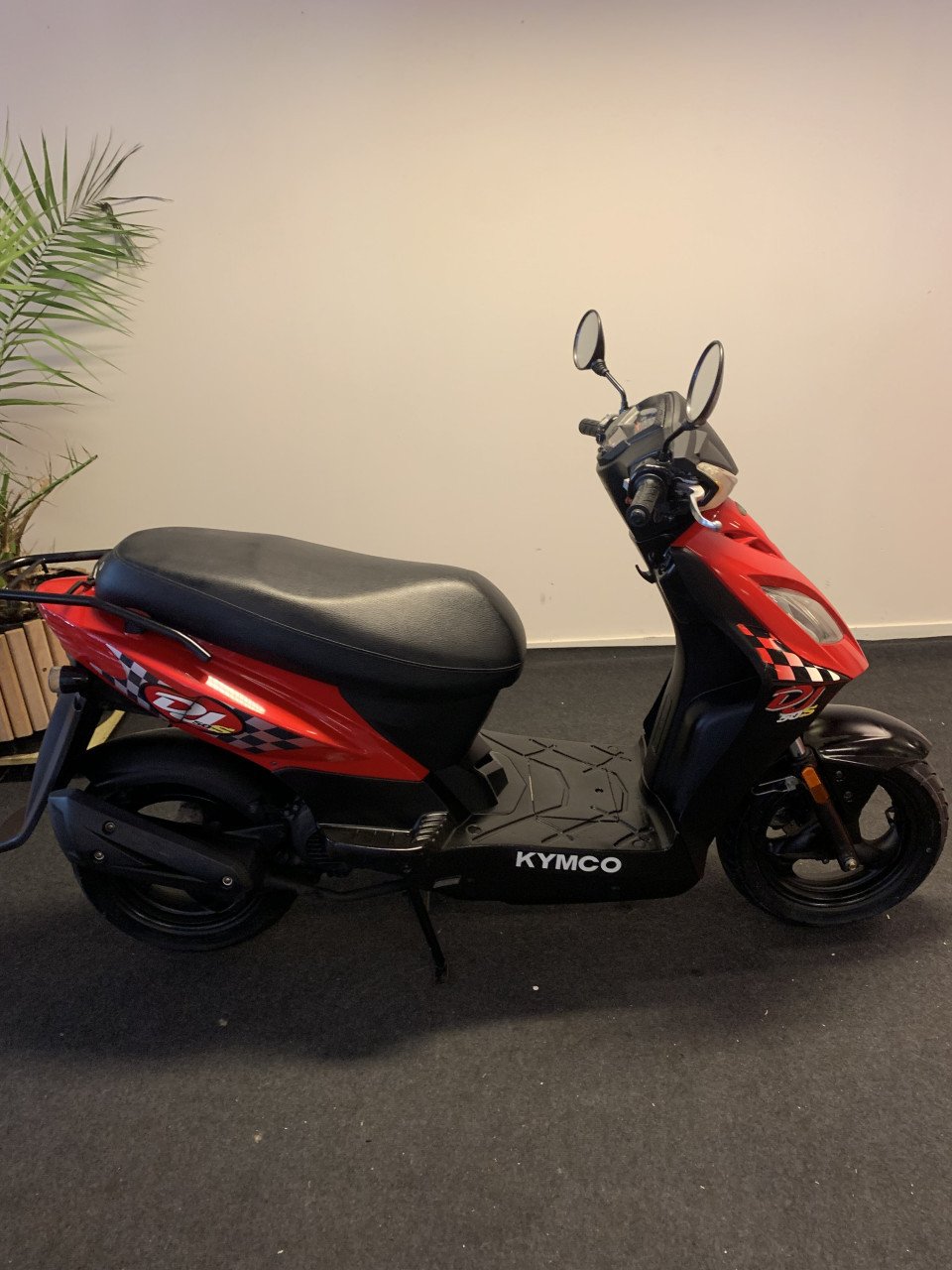 KYMCO SCOOTER NU 275,= RIJKLAAR