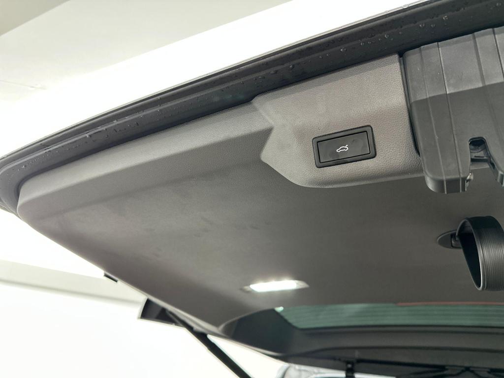Volkswagen Multivan bedrijfswagens 1.5 ehybrid l2 bulli edition 4motion 180