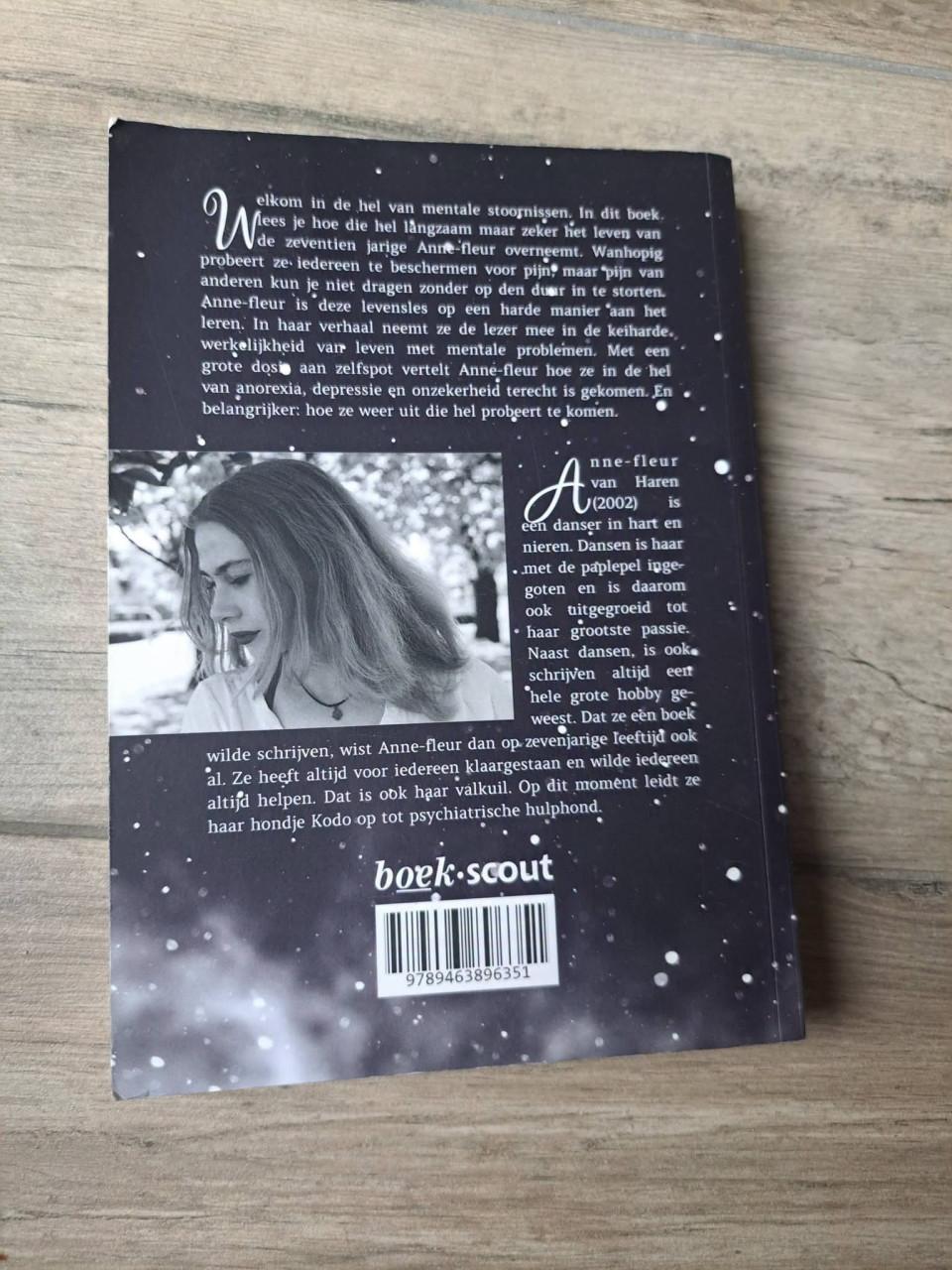 Biografie Waar licht is, is hoop Anne-Fleur van Haren