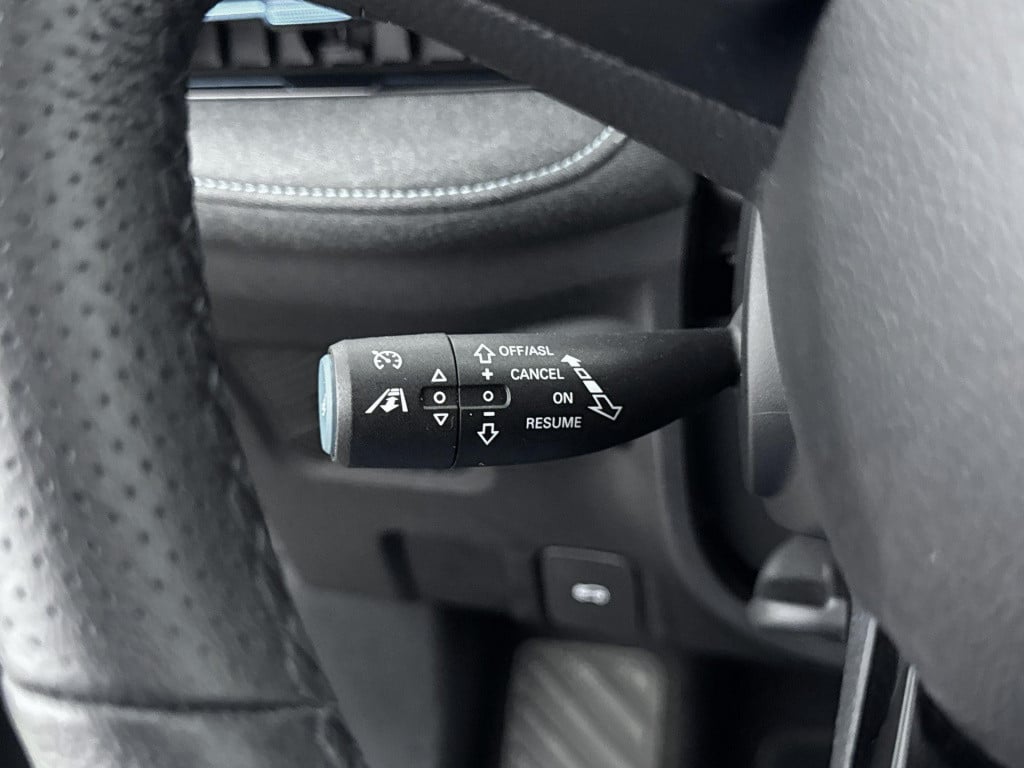 MG Mg5 electric luxury long range 61 kwh mg 5 long range luxury 61 kwh  | l