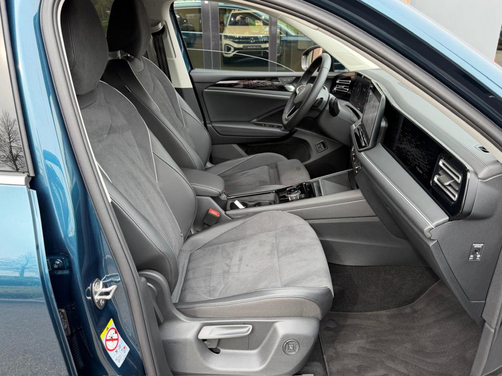 Volkswagen Tiguan 1.5 ehybrid elegance 204pk | trekhaak | 360 camera | dode