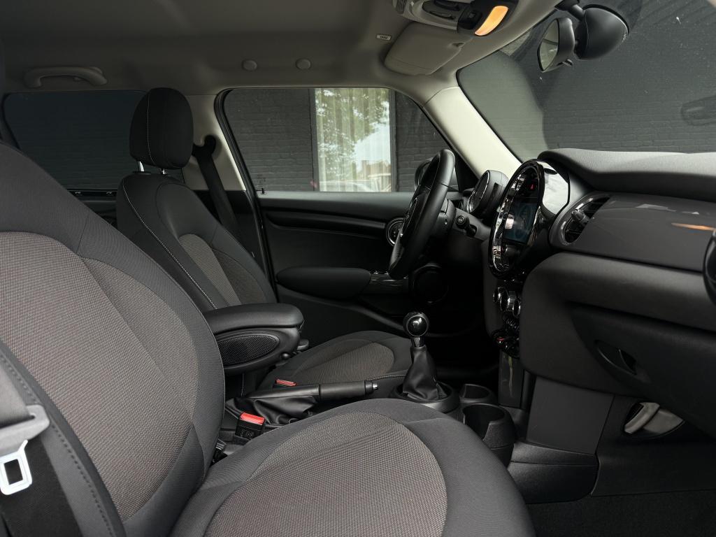 Mini Cooper mini 1.5 business editie - facelift - dealeronderhouden -