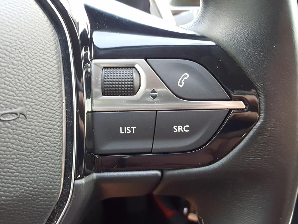 Peugeot 5008 blue l. executive 1.2pt-130pk (vol)automaat(eat8) 7-pers. | vo