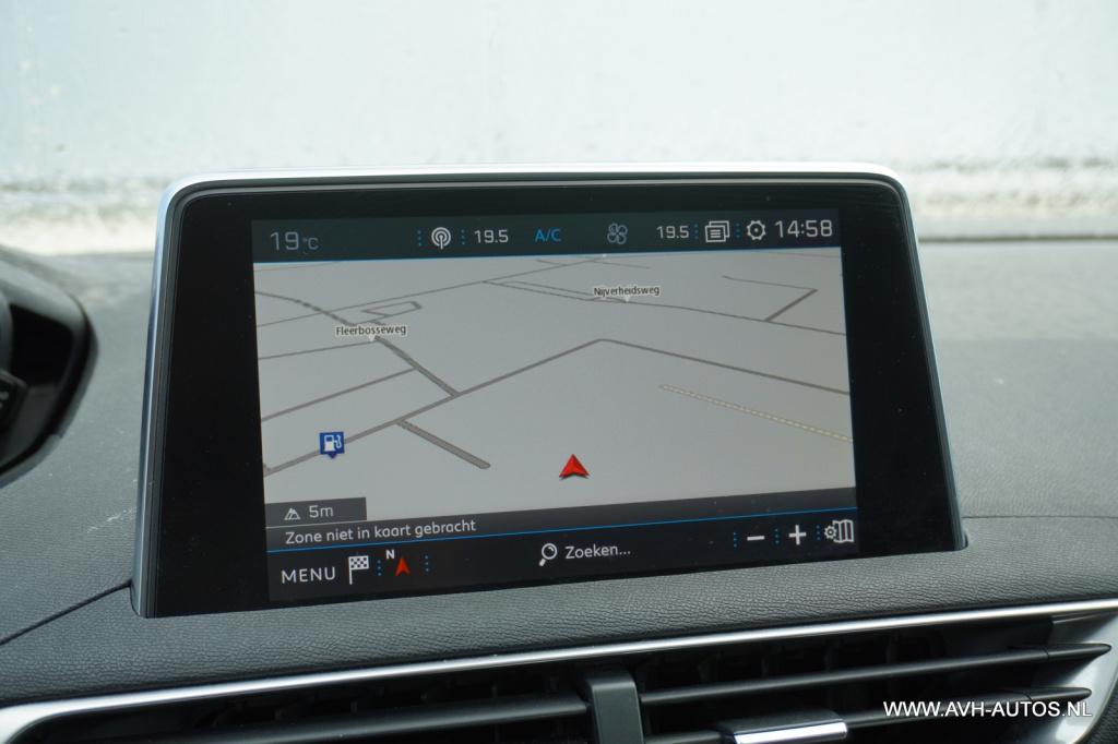 Peugeot 3008 1.2 puretech première automaat