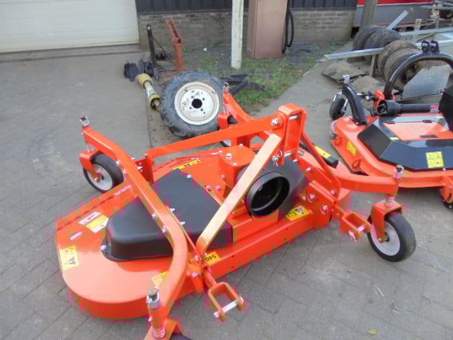 Alle werktuigen voor mini of compact trekkers