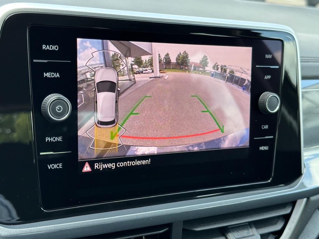 Volkswagen T-roc 1.5 tsi 150pk dsg style carplay | camera | keyless | elek.