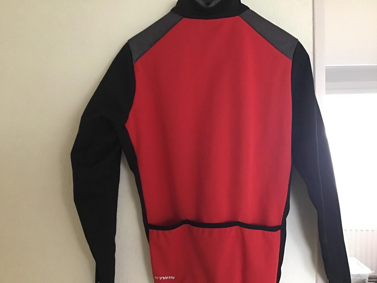 Tekoop sportjasje 38