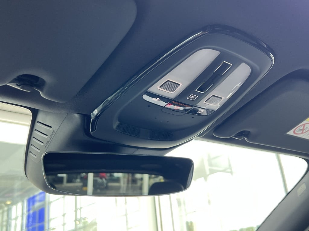 Volvo XC60 t8 455pk recharge ultra dark r-design| full options !