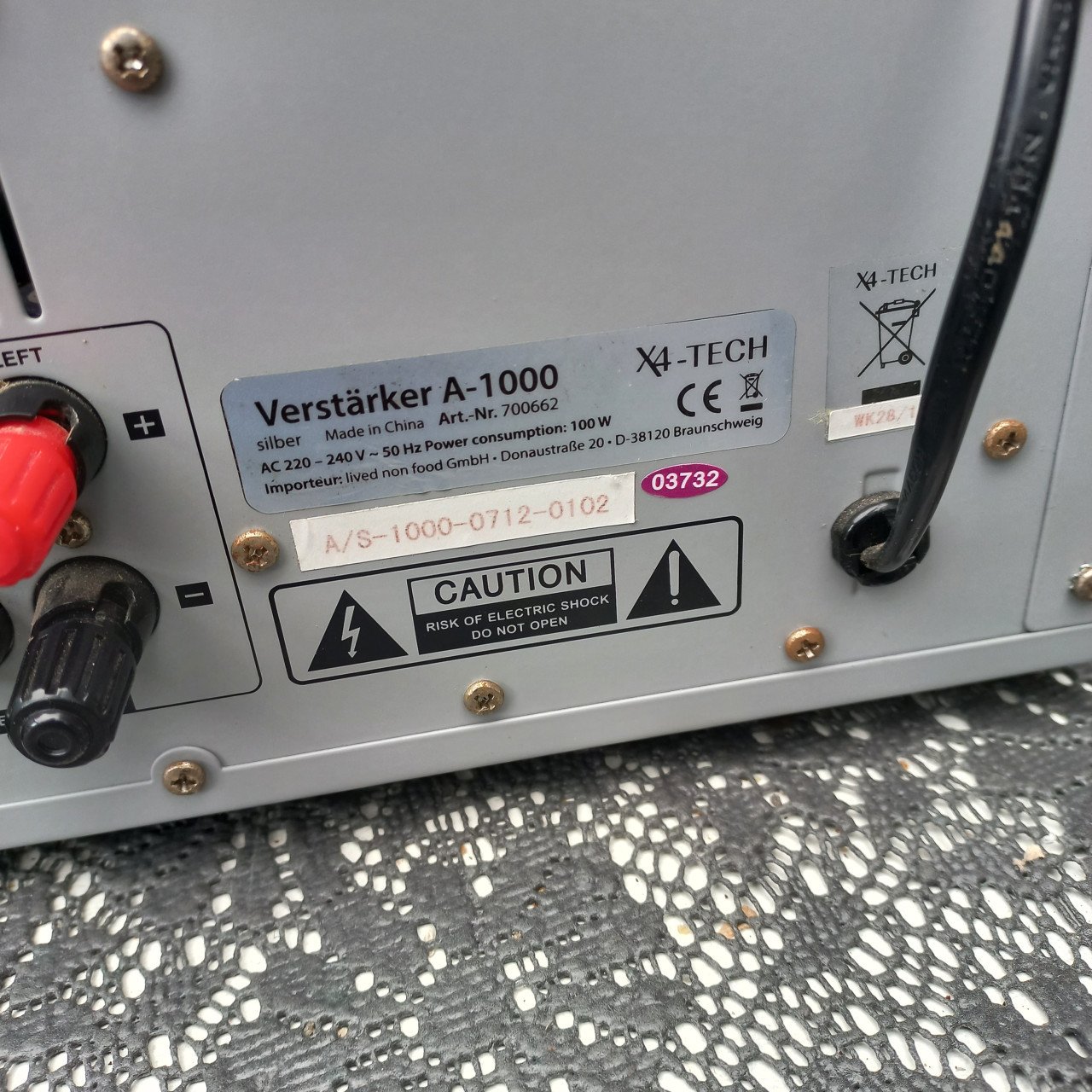 X4-Tech A 1000 -versterker Zilver.