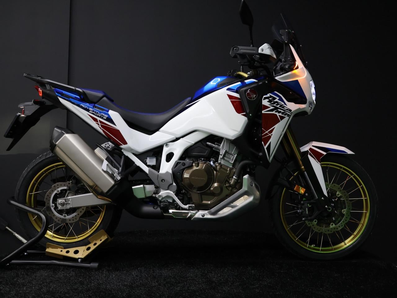 CRF 1100 L AFRICA TWIN ADVENTURE SPORTS