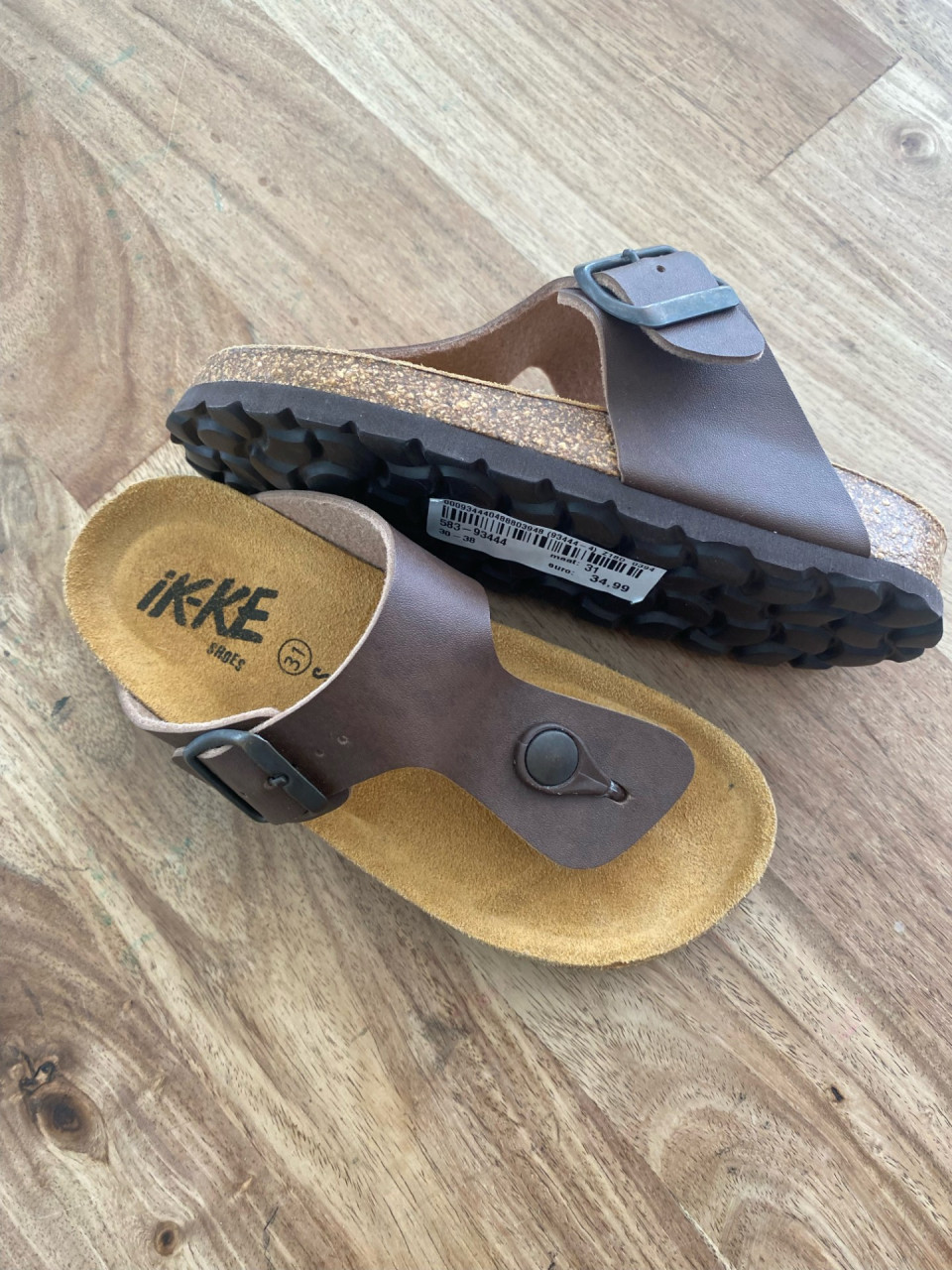 Slippers van Ik-ke maat 30.