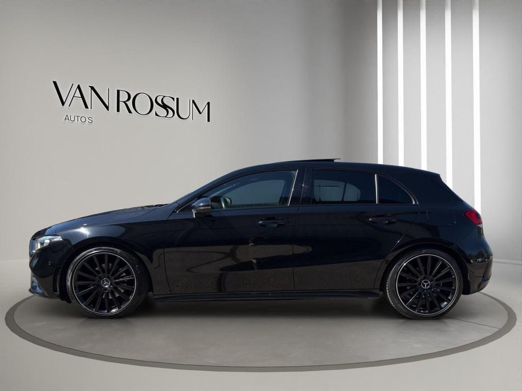 Mercedes-Benz A-Klasse 180 business solution amg pano | stoelverwarming | 1