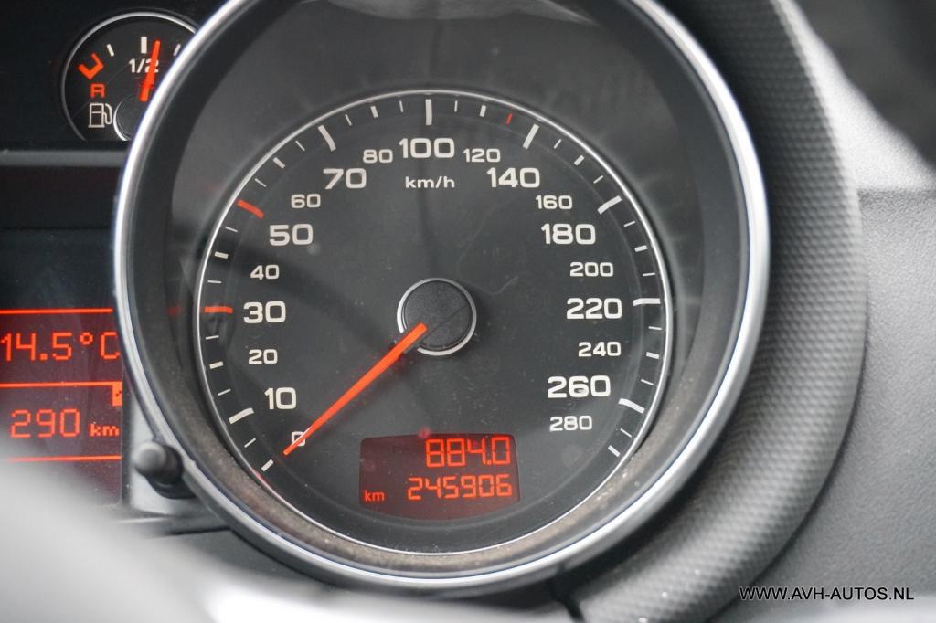 Audi TT 2.0 tfsi pro line