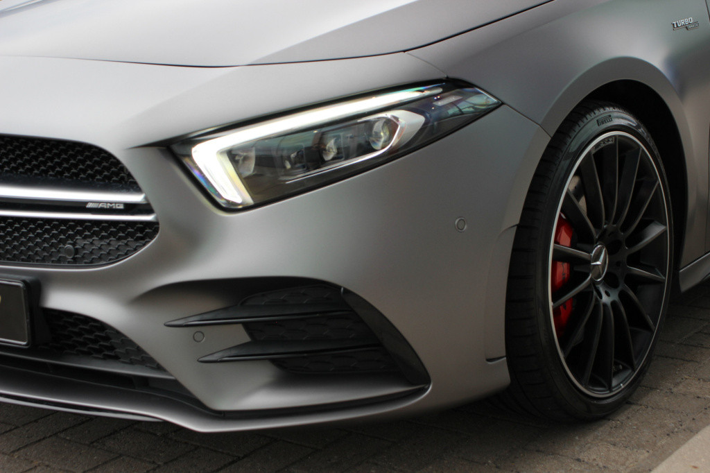 Mercedes-Benz A-Klasse amg 35 4matic premium plus | schaalstoelen | 360 cam