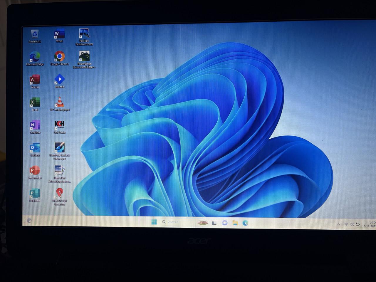 Zeer nette Acer laptop 17 inch Windows 11