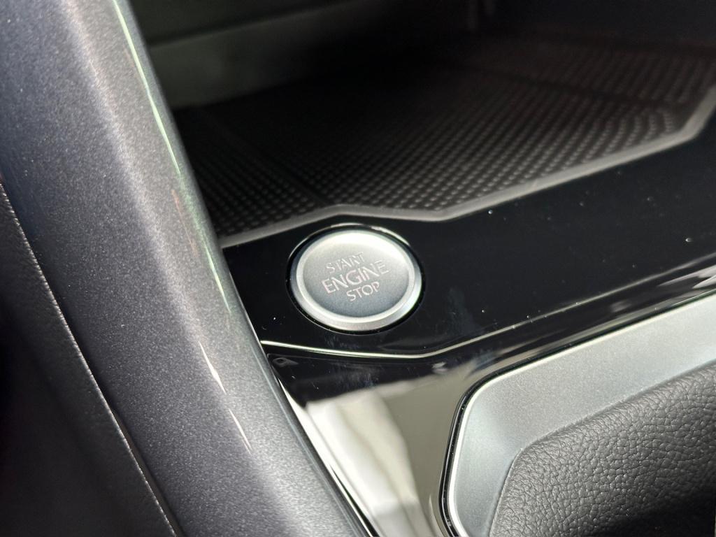 Volkswagen T-roc 1.5 tsi 150pk dsg style carplay | camera | keyless | elek.