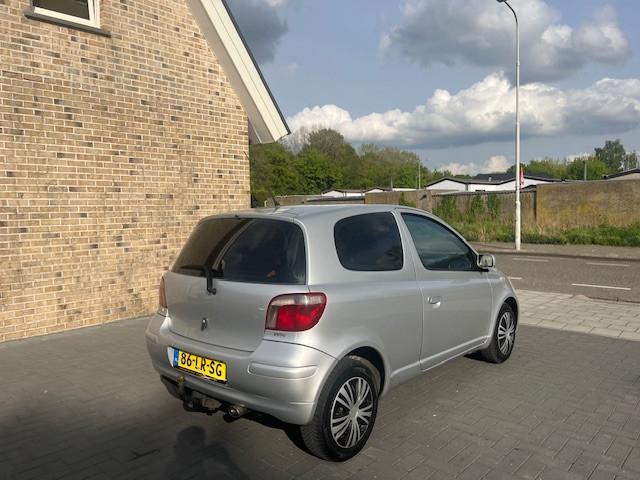 Toyota Yaris 1.3 VVT-i Sol Airco inclusief jaar apk