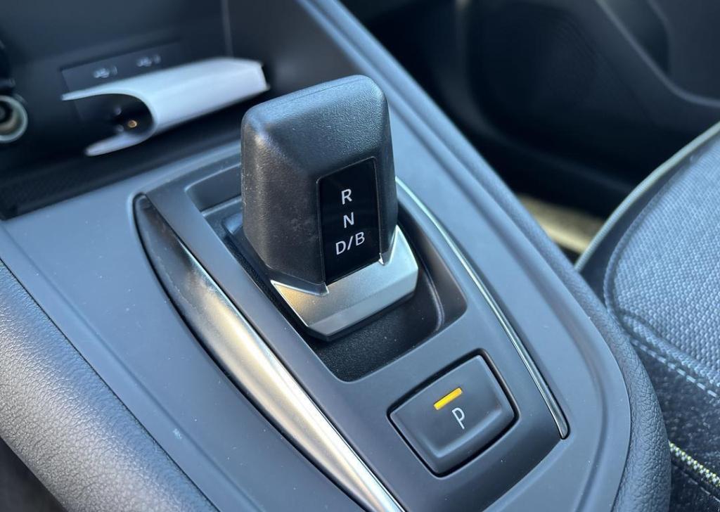 Renault Captur 1.8 e-tech full hybrid 160 techno - pack winter