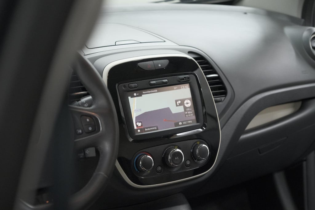 Renault Captur tce 90 limited | navigatie | parkeersensoren | trekhaak