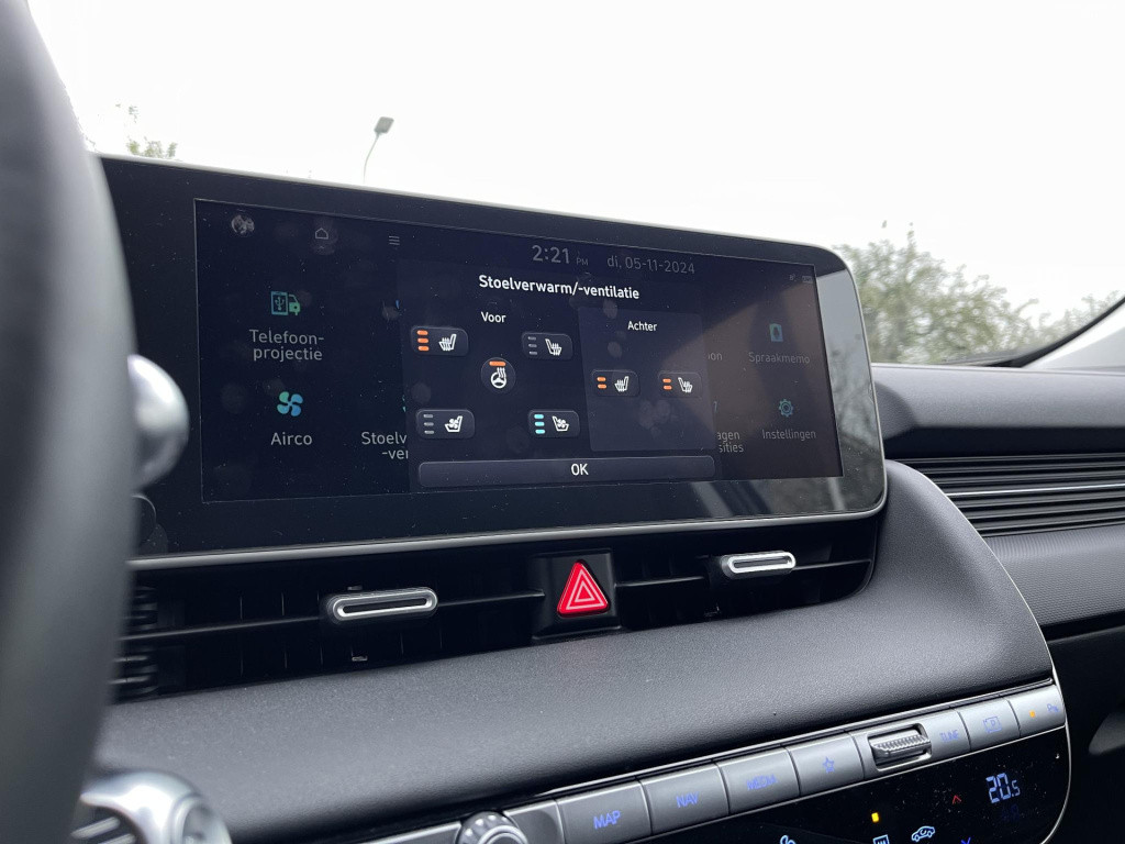Hyundai Ioniq 5 lounge awd 77.4 kwh hyundai ioniq 5 lounge awd 77 kwh panor