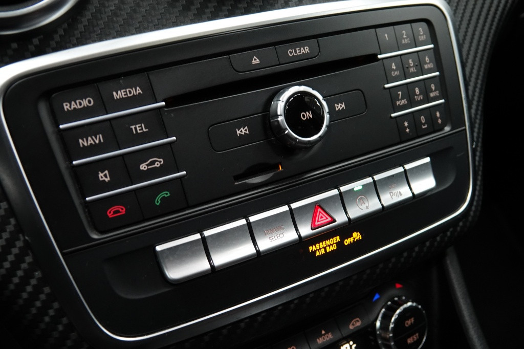 Mercedes-Benz A-Klasse 180 | amg-styling | pano | verkocht