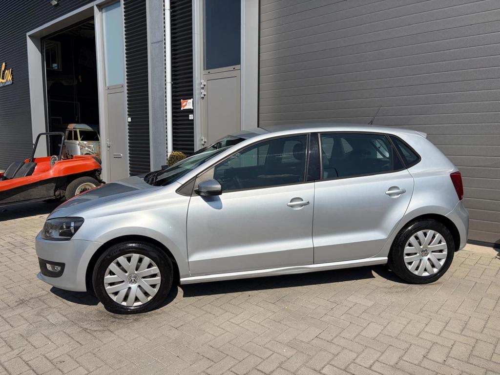 Volkswagen Polo 1.4-16v comfortline/automaat/cruise control/airconditioning