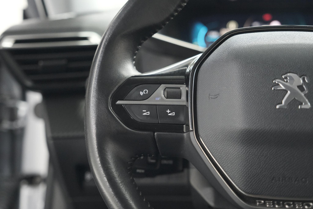 Peugeot E-2008 ev allure 50 kwh | camera | adaptieve cruise control | stoel
