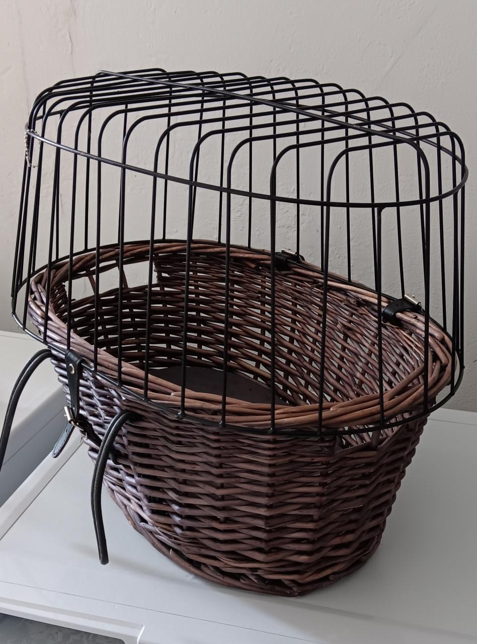 Honden fietsmand voorop