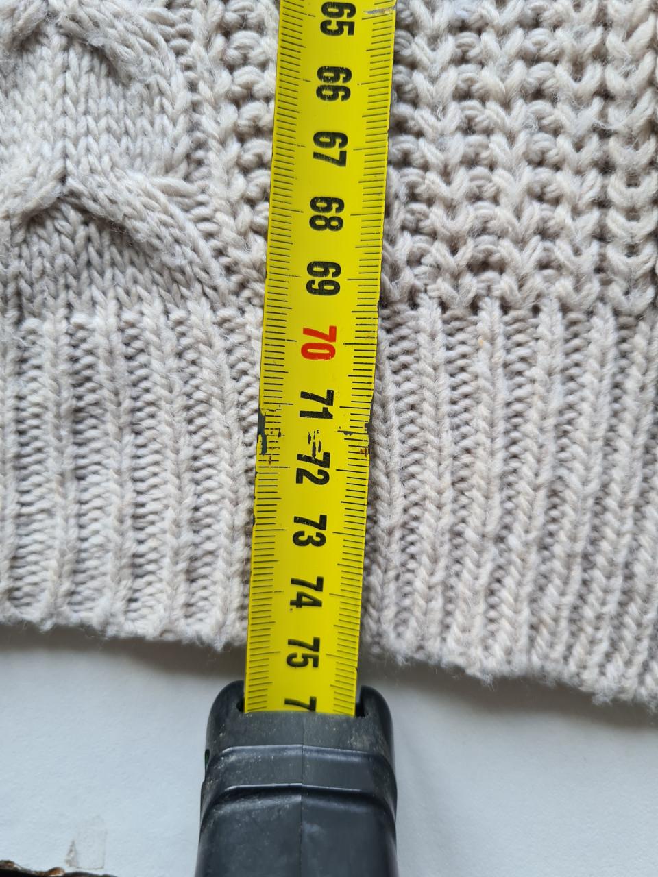 Lange beige kabel trui / jurk  Maat L