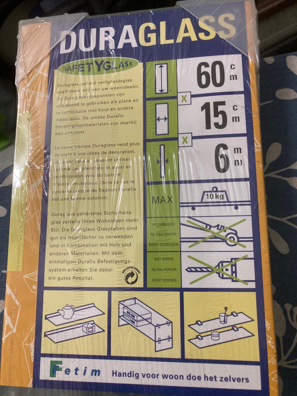 4 glazen legplankjes 60cm breed en 15cm diep