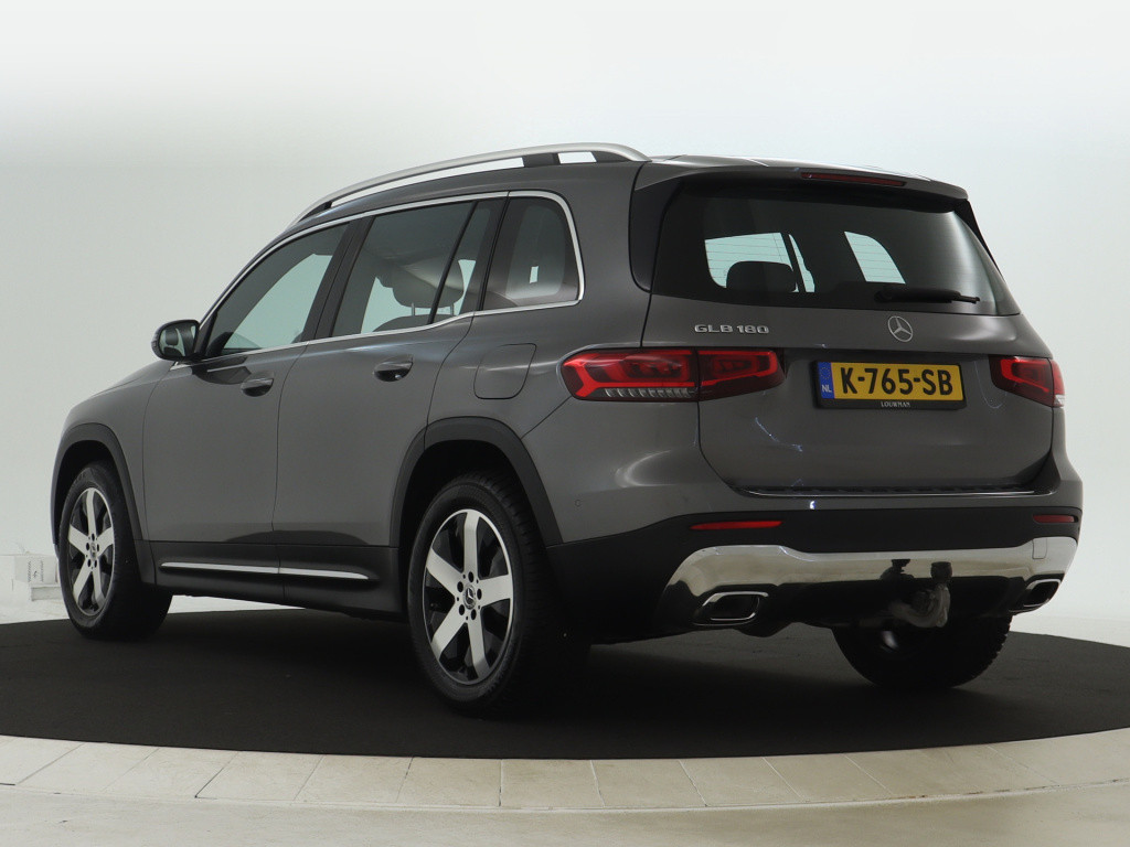 Mercedes-Benz Glb 180 business solution luxury | trekhaak | sfeerverlichtin