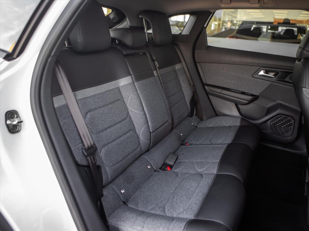 Citroen C5 X 1.2 puretech 130pk feel automaat | navigatie | camera | park. 