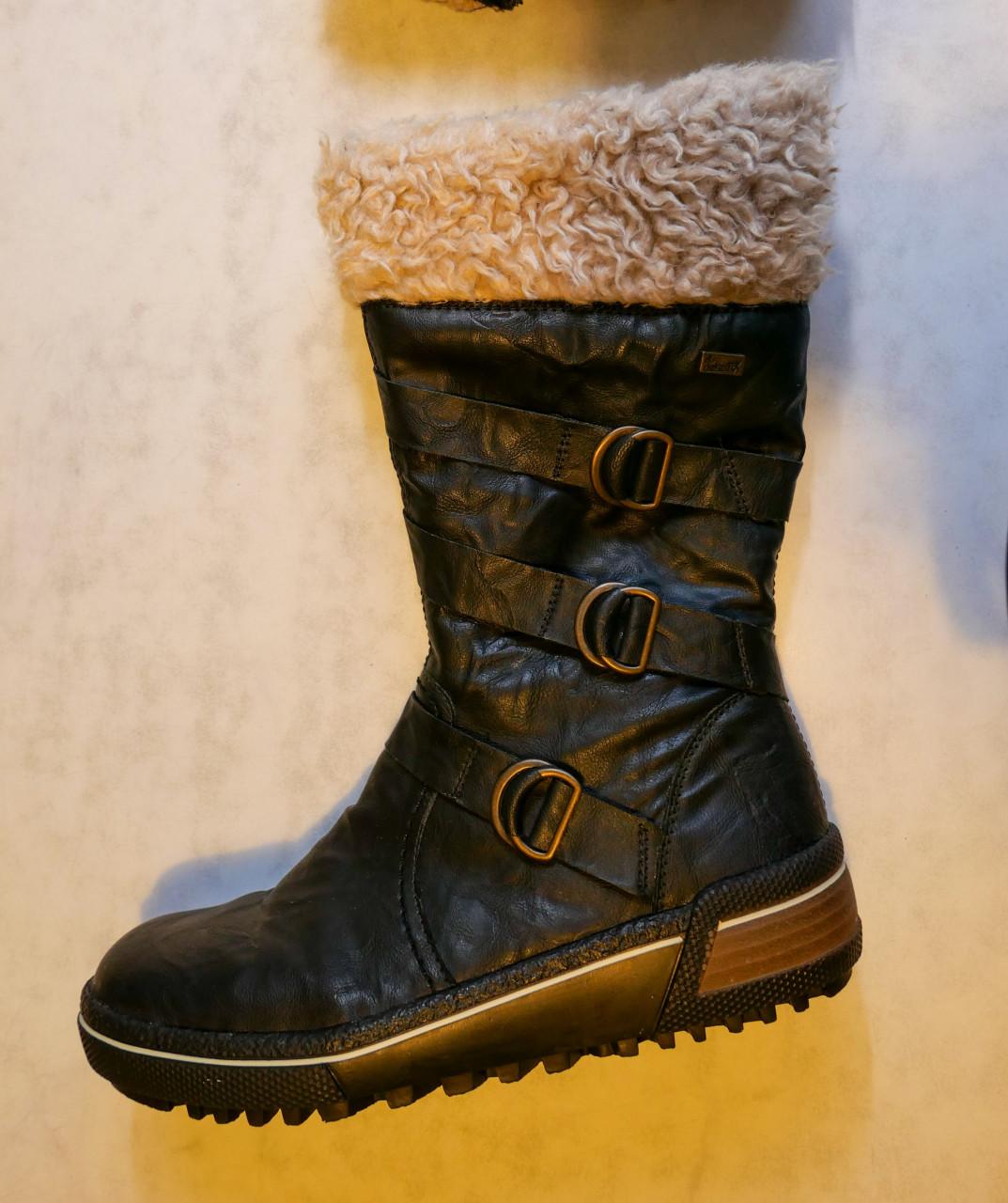 Mooie nieuwe dameslaarzen , Maat 37