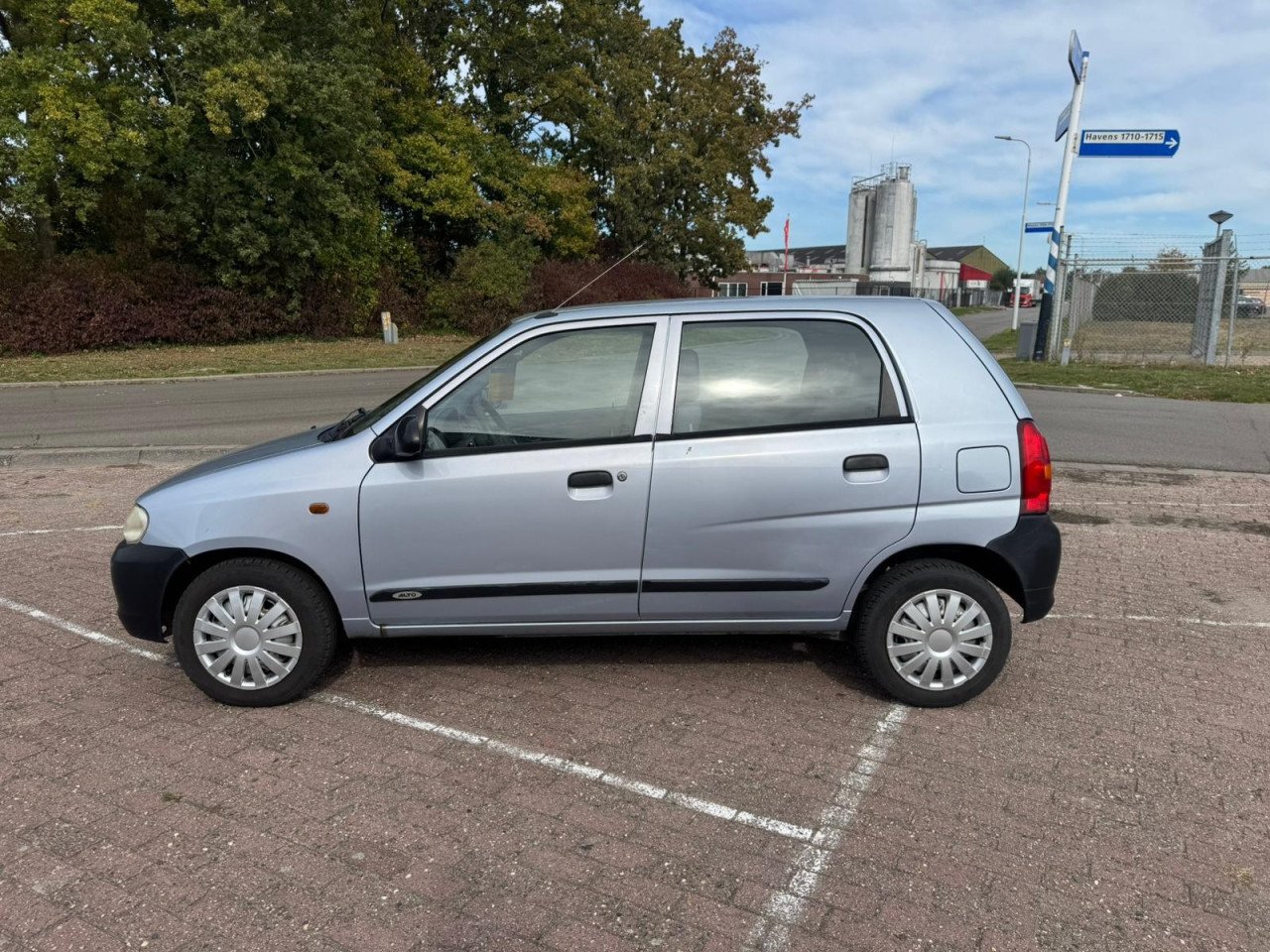Suzuki alto bj 2003 850 euro