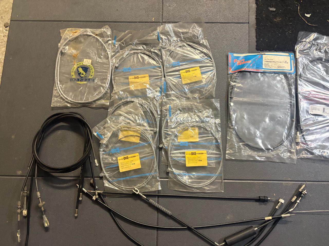 Partij kilometertellerkabels (60 stuks) Nos