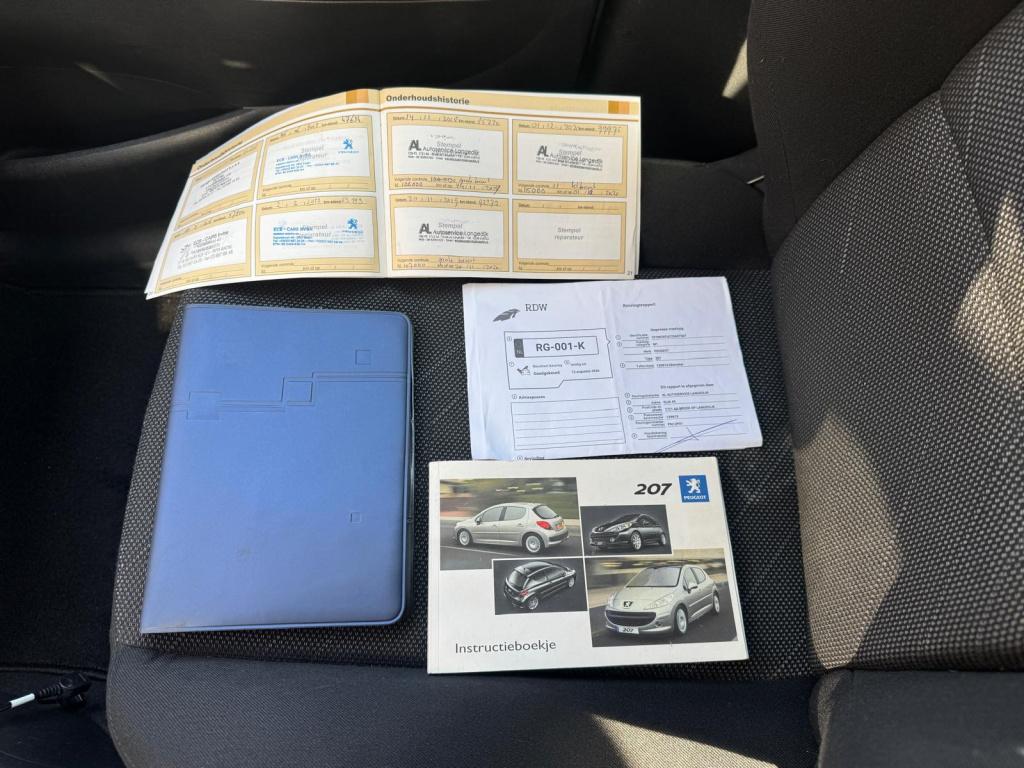 Peugeot 207 1.4-16v xr/130.000/vol jaar apk/airco/carplay