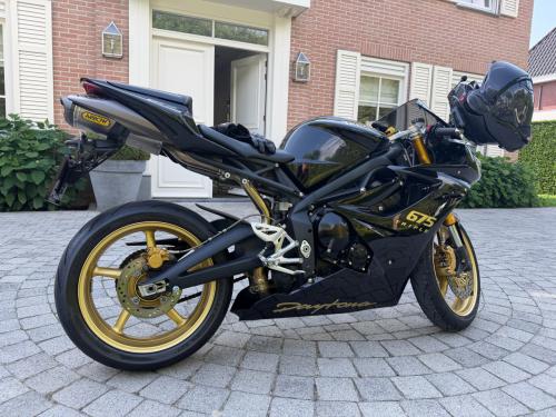 Triumph Triple 675 “Daytona” SE (Special)