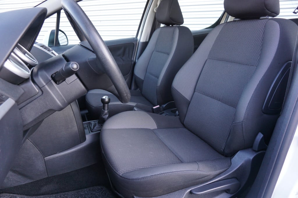Peugeot 207 1.4 vti sublime airco / elektr. ramen / panoramadak