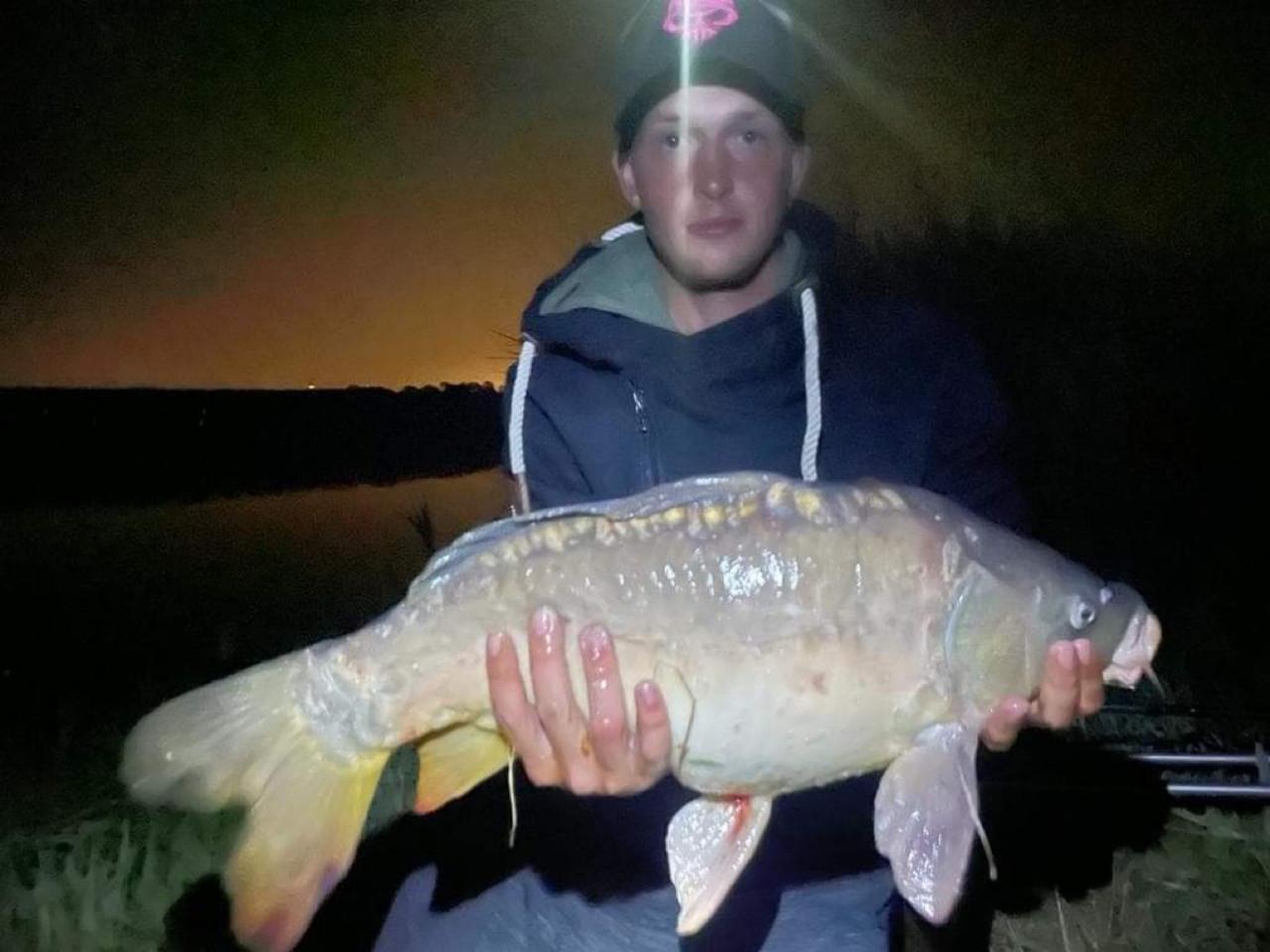 Hengelsport Bij Karpervisserij Koudekerke voor € 17,50 een jaar vissen