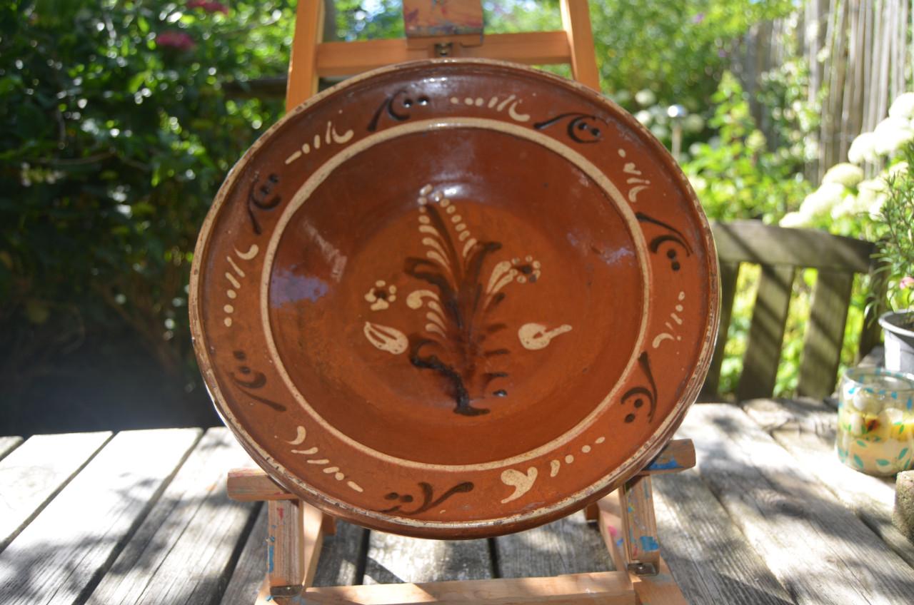 Grote 19e eeuwse schotel uit de Elzas