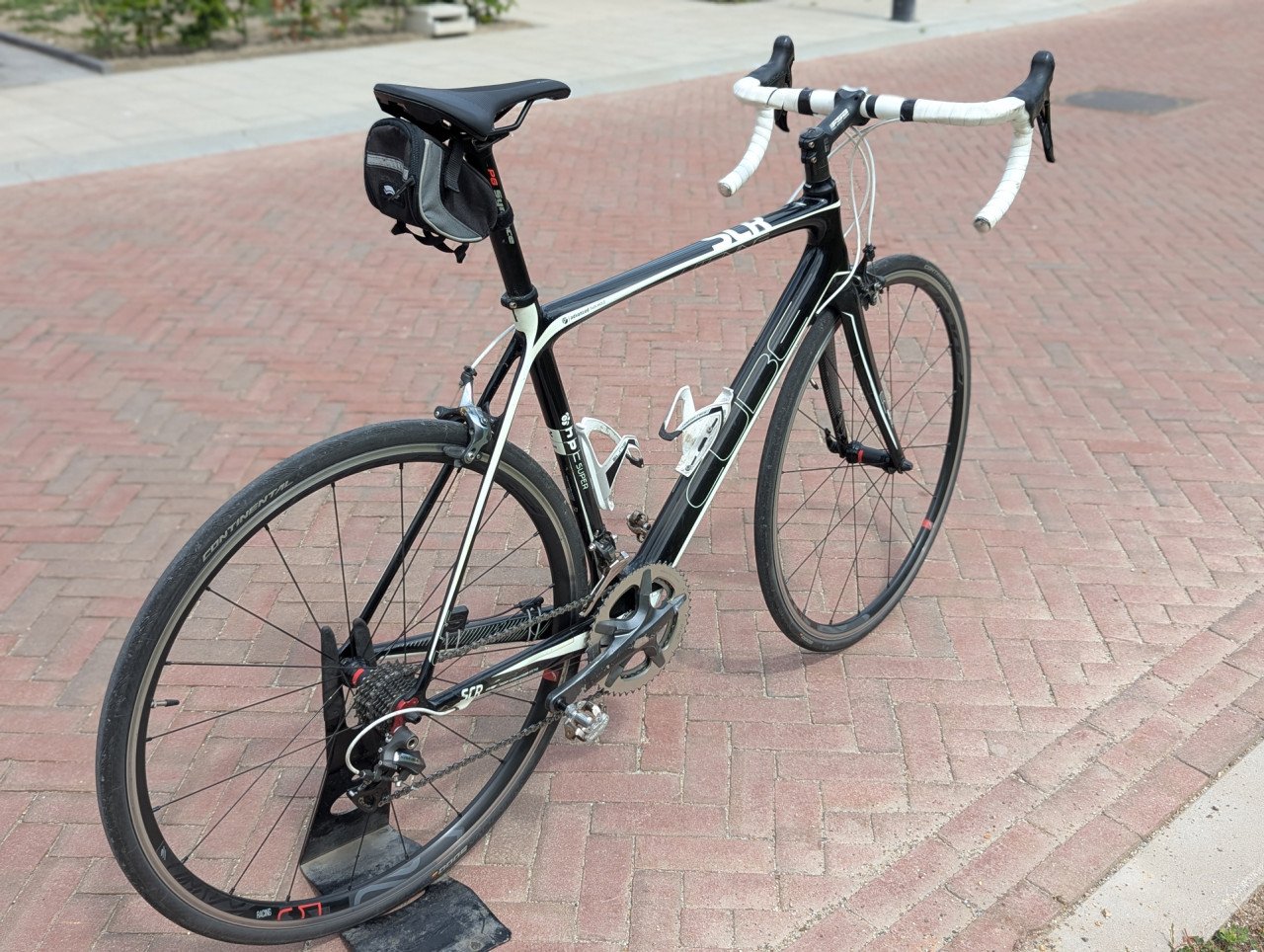 Cube lightning racefiets maat 58 - gereserveerd -