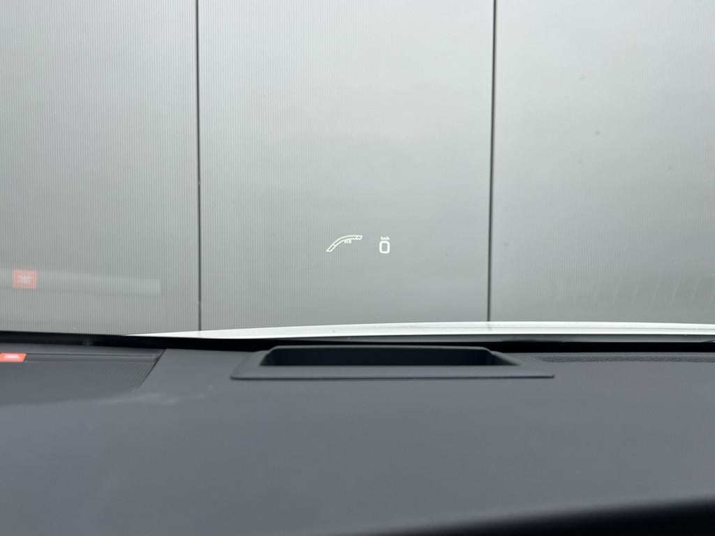 Toyota Prius 1.8 plug-in executive