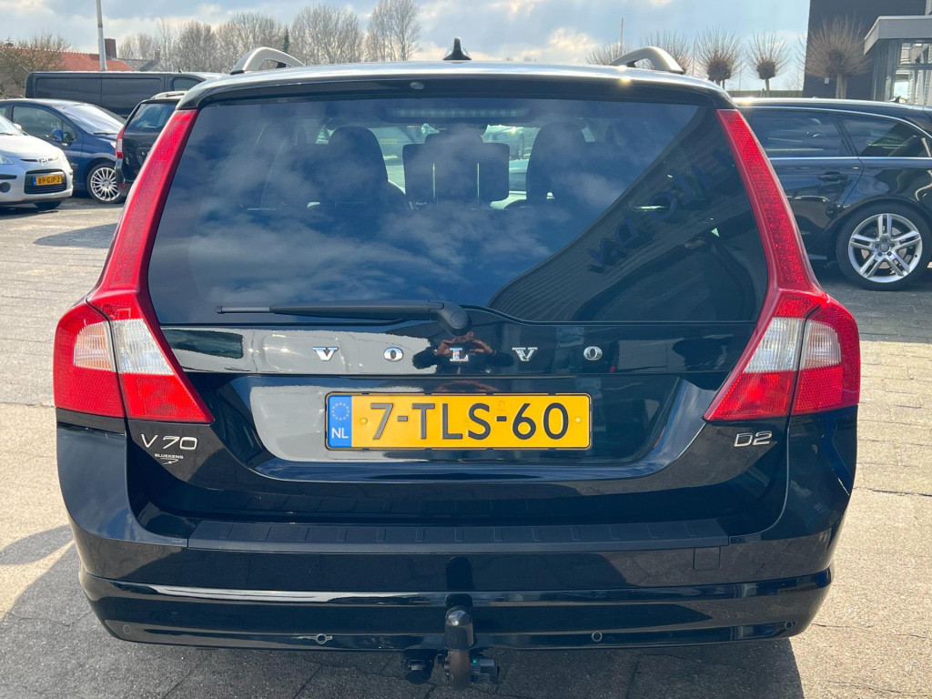 Volvo V70 1.6 d2 kinetic, trekhaak, navi, parkeersensoren enz...
