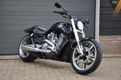 Harley Davidson VRSCF V-ROD MUSCLE 5HD 10800 kilometers!